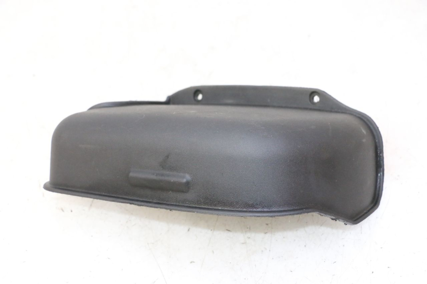 photo de CACHE BATTERIE PIAGGIO MP3 RL 250 (2006 - 2010) - Gros plan technique