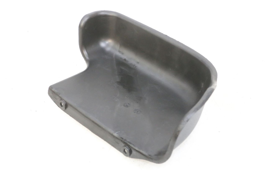 photo de CACHE BATTERIE PIAGGIO MP3 RL 250 (2006 - 2010) - Détail de la pièce