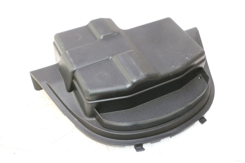 photo de CACHE BATTERIE PIAGGIO MP3 500 (2016 - 2018) - Vue principale