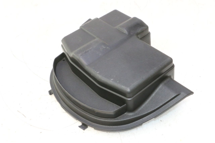 photo de CACHE BATTERIE PIAGGIO MP3 500 (2016 - 2018) - Zoom état d’usage