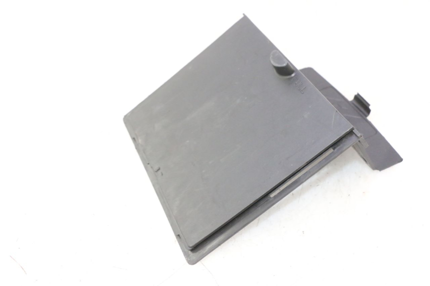 photo de CACHE BATTERIE KYMCO LIKE 4T 50 (2019 - 2025) - Vue principale