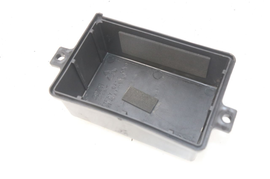 photo de CACHE BATTERIE SYM ORBIT III 3 4T 50 (2018 - 2021) - Détail de la pièce