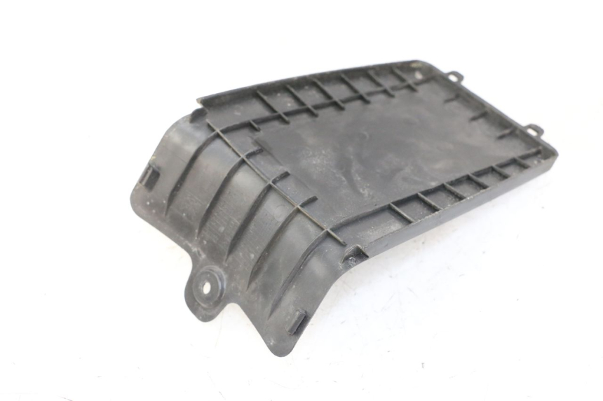 photo de CACHE BATTERIE PEUGEOT KISBEE 4T 50 (2018 - 2022) - Zoom état d’usage