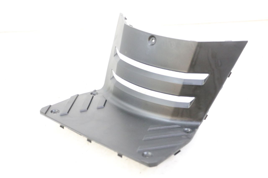 photo de CACHE BATTERIE PEUGEOT TWEET 4T 50 (2023 - 2025) - Zoom état d’usage