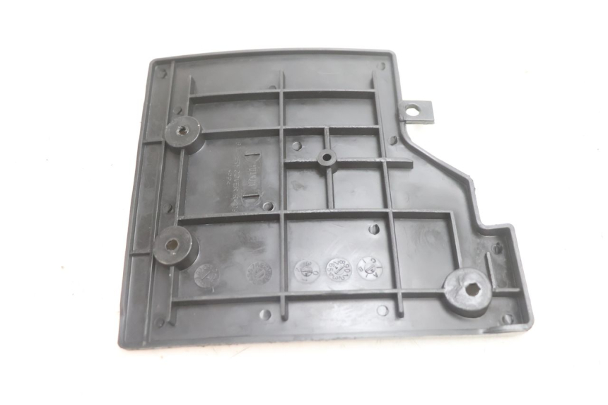 photo de CACHE BATTERIE TNT MOTOR ROMA 10' 2T 50 (2011 - 2018) - Zoom état d’usage