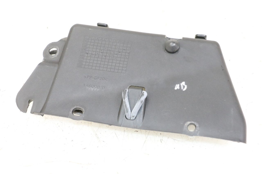 photo de CACHE BATTERIE ROYAL ENFIELD CONTINENTAL GT 650 (2019 - 2024) - Vue principale