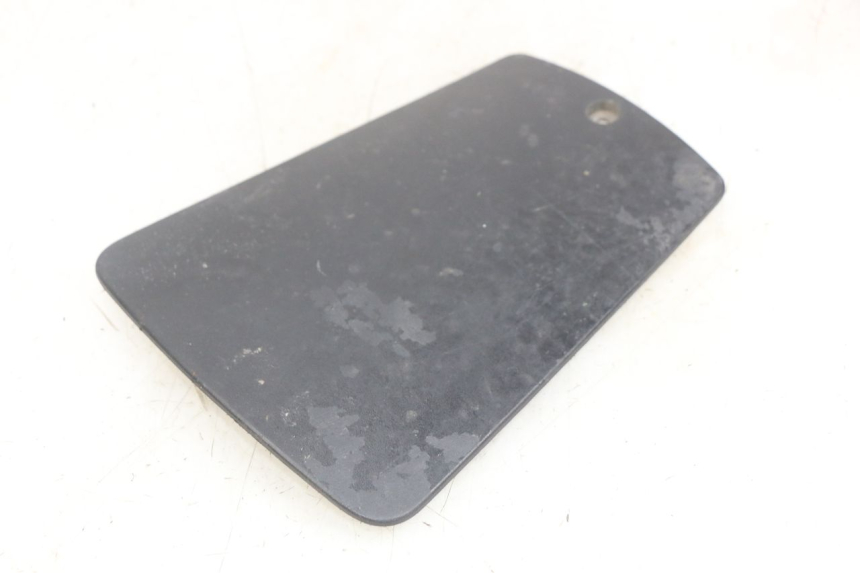 photo de CACHE BATTERIE PEUGEOT SPEEDFIGHT LC 50 (1996 - 2002) - Détail de la pièce