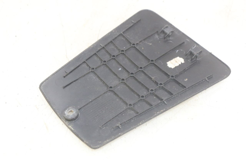 photo de CACHE BATTERIE PEUGEOT SPEEDFIGHT LC 50 (1996 - 2002) - Zoom état d’usage