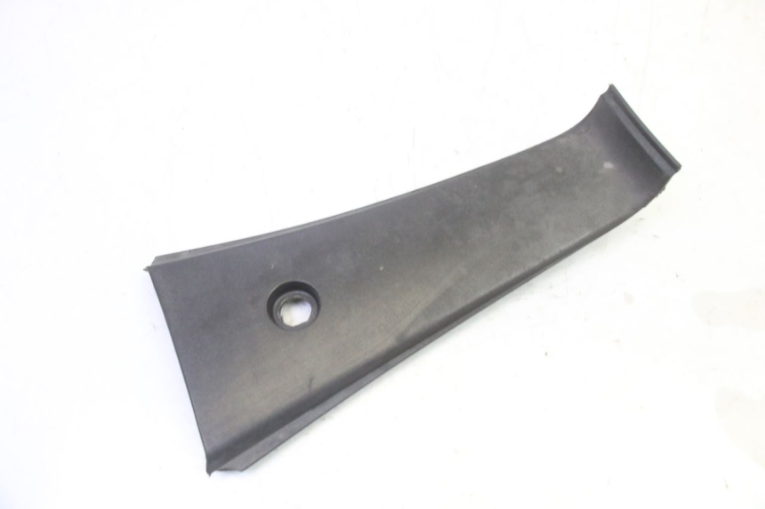 photo de CACHE BATTERIE APRILIA SR R 2T LC 50 (2018 - 2021) - Détail de la pièce