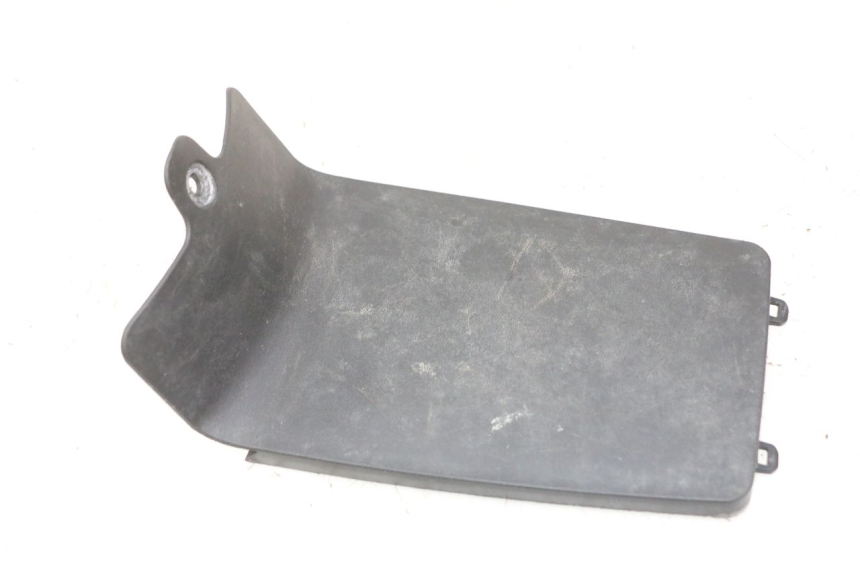 photo de CACHE BATTERIE PEUGEOT STREETZONE I NAKED 2T 50 (2018 - 2020) - Zoom état d’usage