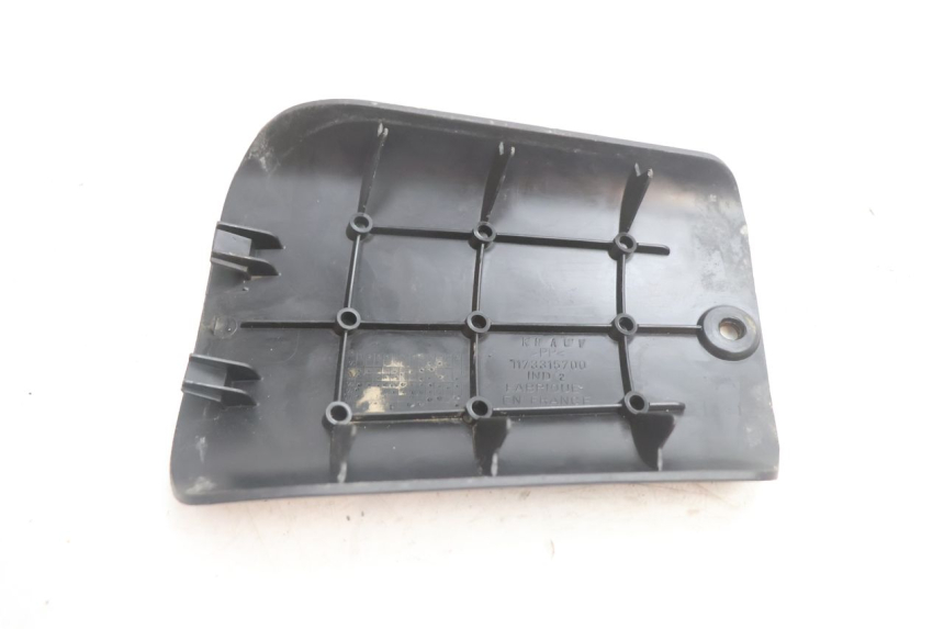 photo de CACHE BATTERIE PEUGEOT TKR TREKKER FURIOUS 50 (2005 - 2014) - Zoom état d’usage