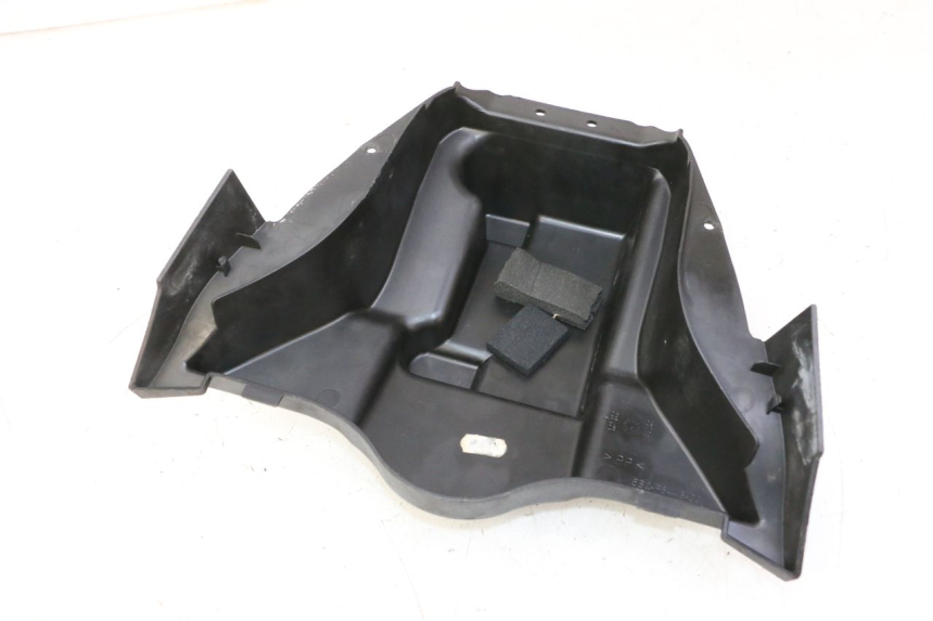 photo de CACHE BATTERIE YAMAHA X-CITY XCITY 125 (2007 - 2013) - Détail de la pièce