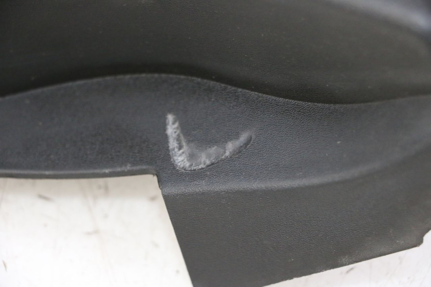 photo de CACHE BATTERIE YAMAHA X-CITY XCITY 125 (2007 - 2013) - Autre angle de vue