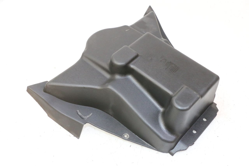 photo de CACHE BATTERIE YAMAHA X-CITY XCITY 125 (2007 - 2013) - Points de fixation