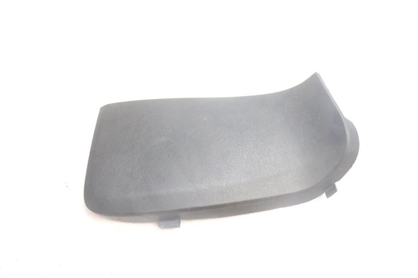 photo de CACHE BATTERIE YAMAHA XMAX X-MAX 125 (2006 - 2009) - Détail de la pièce