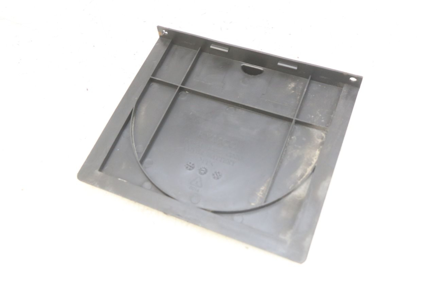 photo de CACHE BATTERIE KYMCO X-TOWN XTOWN 125 (2016 - 2021) - Détail de la pièce