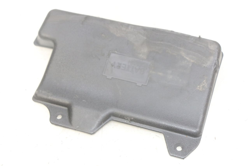 photo de CACHE BATTERIE PIAGGIO ZIP 2T 50 (2009 - 2019) - Vue principale