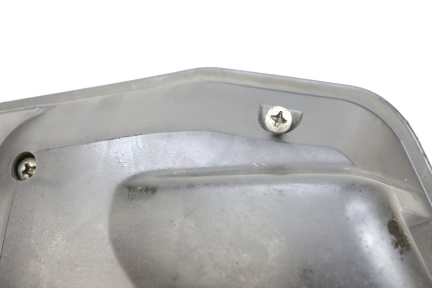 photo de CACHE BOITE AIR MBK BOOSTER SPIRIT 50 (2004 - 2017) - Gros plan technique