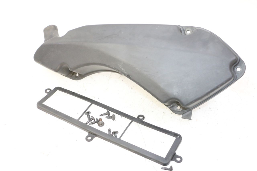 photo de CACHE BOITE AIR SUZUKI BURGMAN 125 (2007 - 2014) - Vue principale