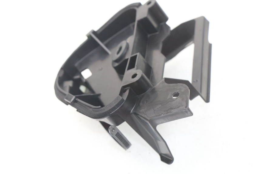 photo de CACHE BOITE AIR YAMAHA FZ8 800 (2010 - 2016) - Détail de la pièce