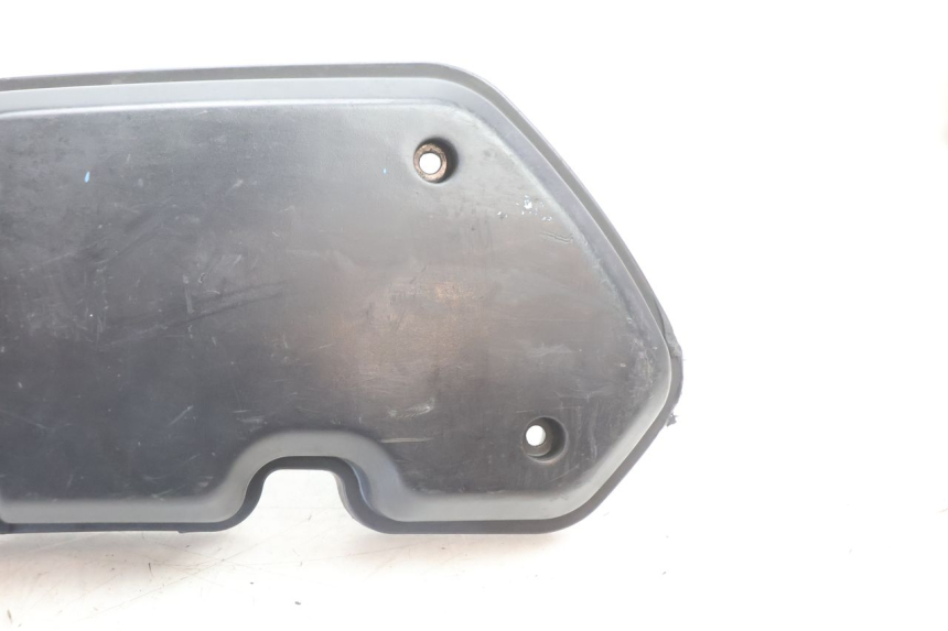 photo de CACHE BOITE AIR PEUGEOT KISBEE 2T 50 (2010 - 2017) - Zoom état d’usage