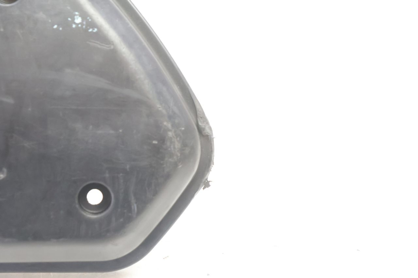 photo de CACHE BOITE AIR PEUGEOT KISBEE 2T 50 (2010 - 2017) - Autre angle de vue