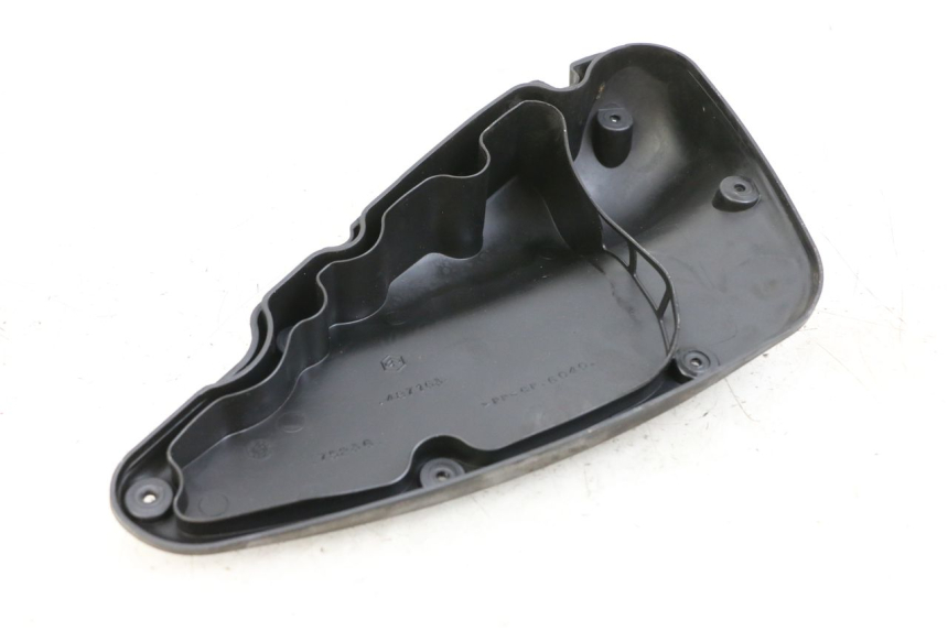 photo de CACHE BOITE AIR RENAULT KOURANOS 125 (2001 - 2004) - Zoom état d’usage