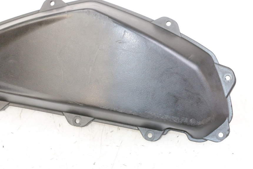 photo de CACHE BOITE AIR PEUGEOT STREETZONE I 2T 50 (2018 - 2020) - Gros plan technique