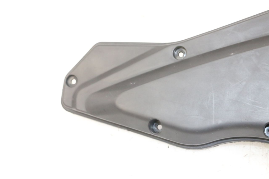 photo de CACHE BOITE AIR PEUGEOT VIVACITY 125 (2010 - 2017) - Zoom état d’usage