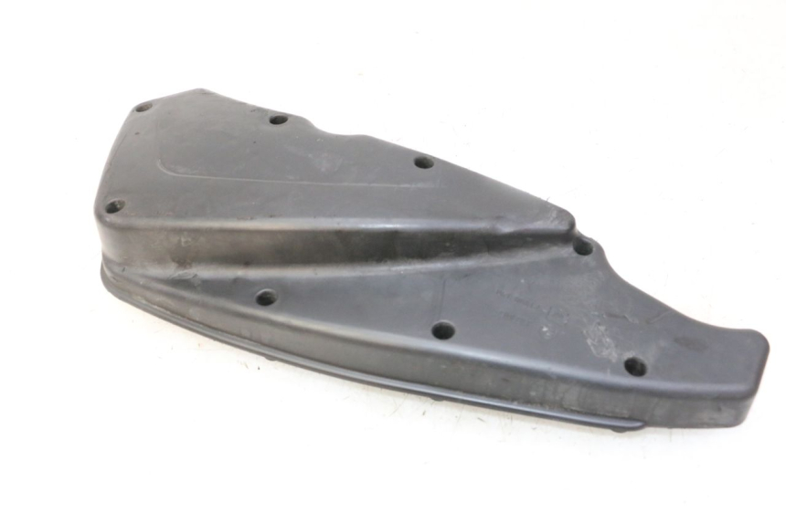 photo de CACHE BOITE AIR PEUGEOT SATELIS 125 (2013 - 2018) - Autre angle de vue