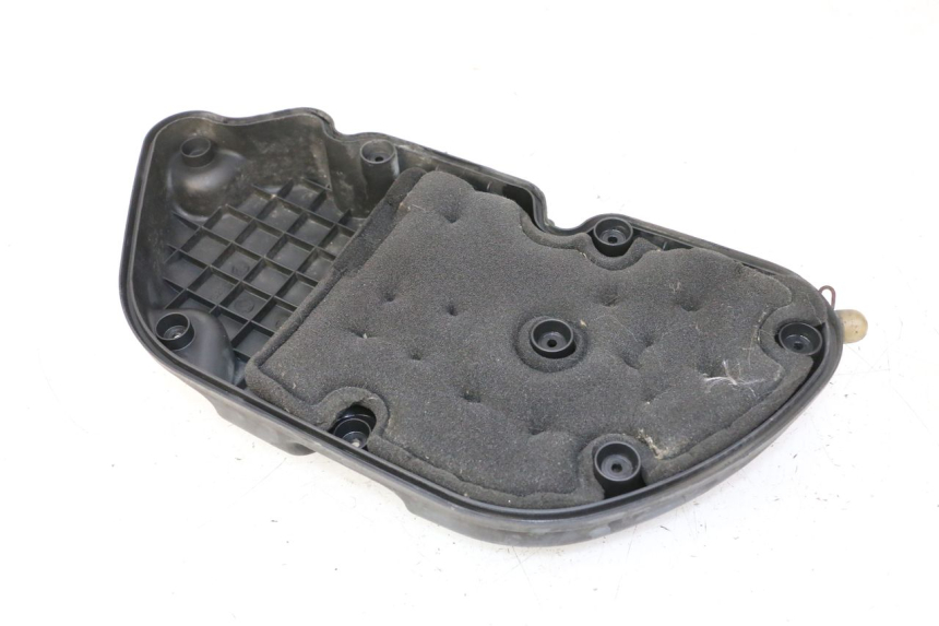 photo de CACHE BOITE AIR PIAGGIO X9 EVOLUTION 125 (2003 - 2007) - Zoom état d’usage