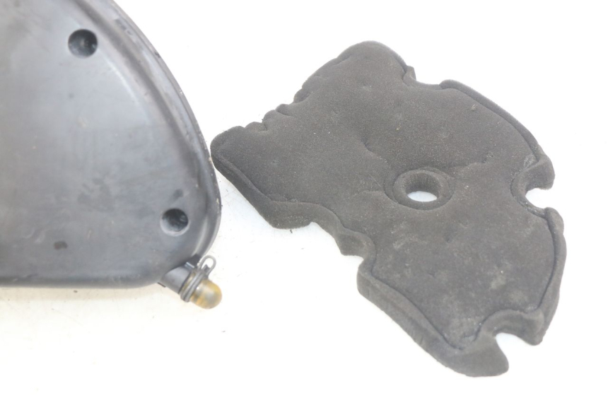 photo de CACHE BOITE AIR PIAGGIO XEVO - X EVO 125 (2007 - 2017) - Gros plan technique