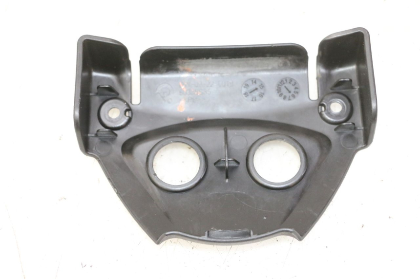 photo de CACHE CHASSIS LATERAL QUADRO 4 4D 350 (2015 - 2018) - Détail de la pièce