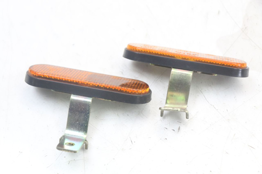 photo de CACHE CHASSIS LATERAL KYMCO AGILITY 4T 50 (2018 - 2022) - Détail de la pièce