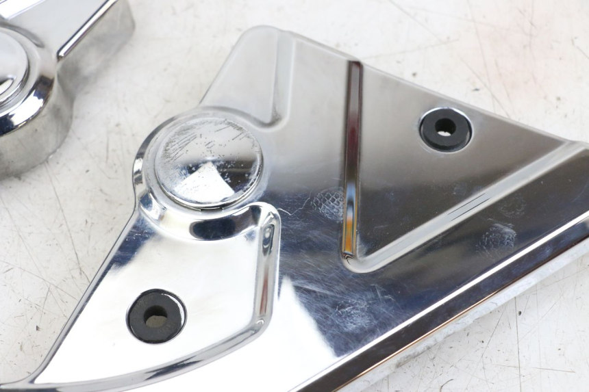 photo de Side frame cover HYOSUNG GV AQUILA 125 (2000 - 2009) - Vue d’ensemble