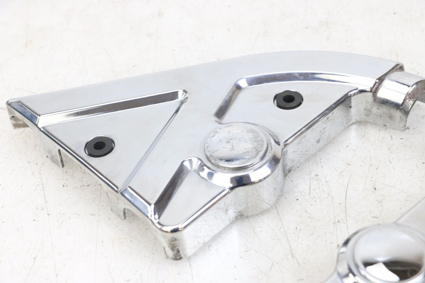 photo de Side frame cover HYOSUNG GV AQUILA 125 (2000 - 2009) - Pièce contrôlée