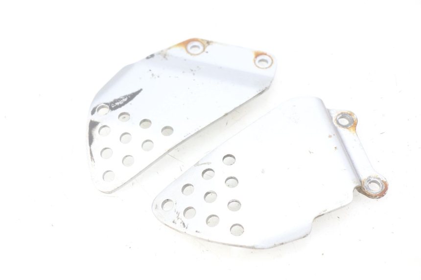 photo de CACHE CHASSIS LATERAL HONDA CBR RR FIREBLADE 900 (1992 - 1994) - Vue principale