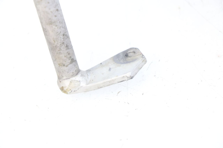 photo de CACHE CHASSIS LATERAL HONDA CRF CR-F 450 (2005 - 2008) - Points de fixation