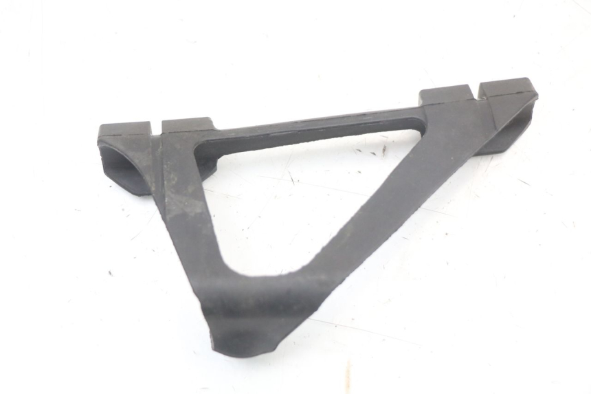 photo de CACHE CHASSIS LATERAL HONDA CRF R 250 (2020 - 2021) - Points de fixation