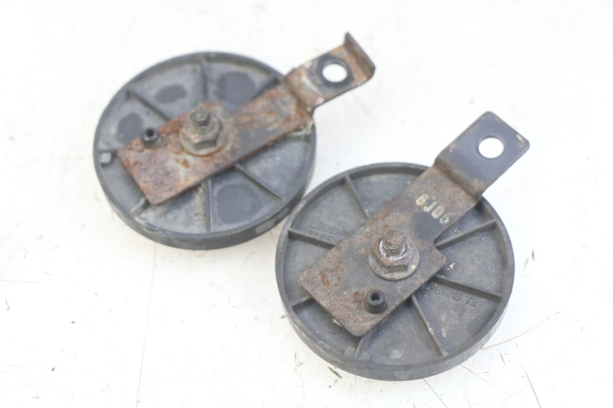 photo de CACHE CHASSIS LATERAL KYMCO DOWNTOWN ABS 125 (2015 - 2017) - Détail de la pièce