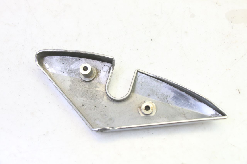 photo de Right side lateral frame cover HYOSUNG GV AQUILA 125 (2000 - 2009) - Autre angle de vue