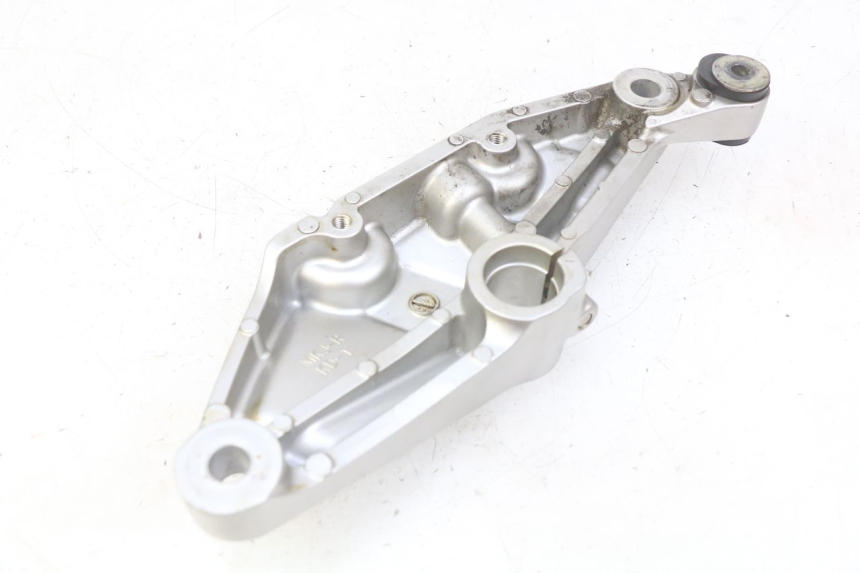 photo de CACHE CHASSIS LATERAL DROIT HONDA CB R 1000 (2018 - 2023) - Détail de la pièce