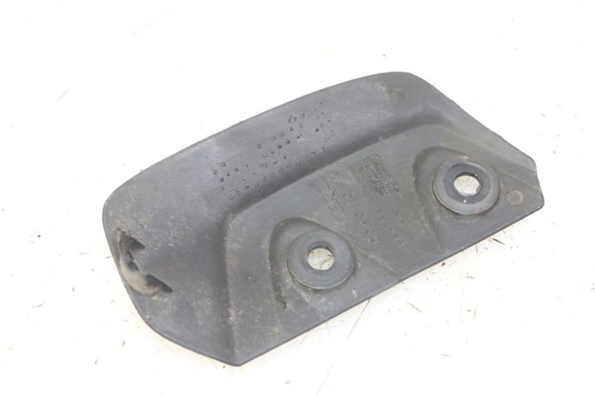 photo de CACHE CHASSIS LATERAL DROIT DERBI SENDA R X-TREME 50 (2006 - 2010) - Détail de la pièce