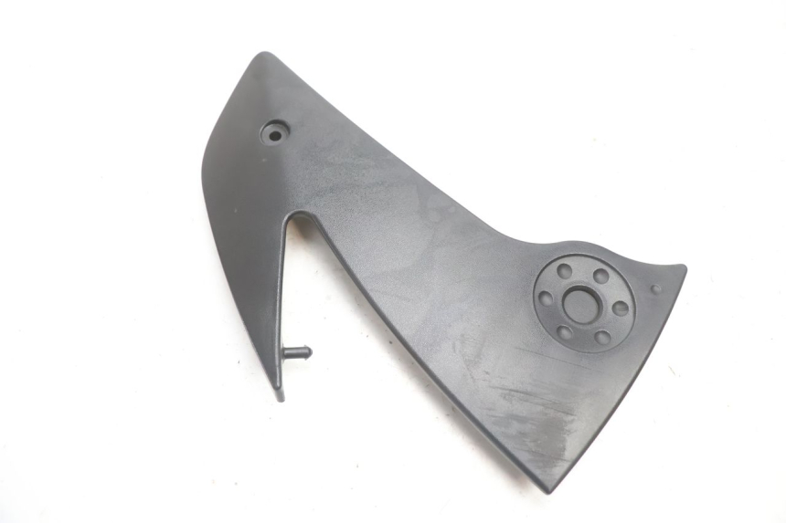 photo de CACHE CHASSIS LATERAL DROIT KAWASAKI ER-6 ER6 N 650 (2005 - 2009) - Zoom état d’usage