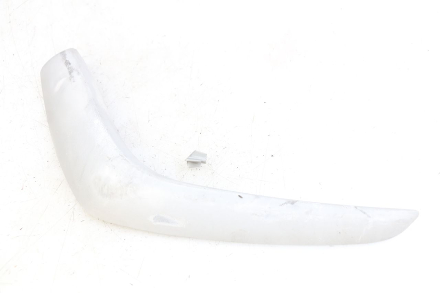 photo de CACHE CHASSIS LATERAL DROIT PIAGGIO FLY 2T 50 (2004 - 2017) - Zoom état d’usage