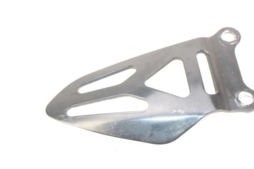 photo de CACHE CHASSIS LATERAL DROIT SUZUKI GSX-R GSXR 750 (2011 - 2016) - Autre angle de vue