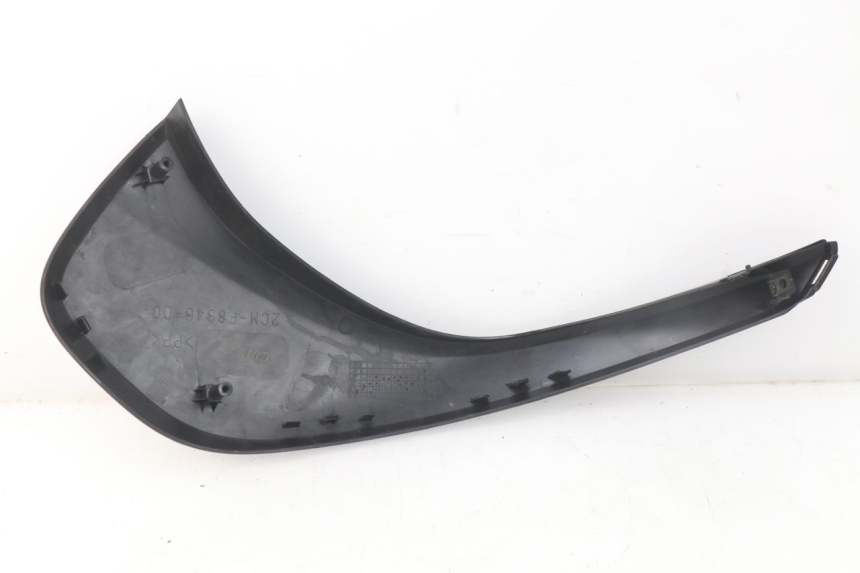 photo de CACHE CHASSIS LATERAL DROIT MBK MW TRYPTIK 125 (2017 - 2022) - Zoom état d’usage