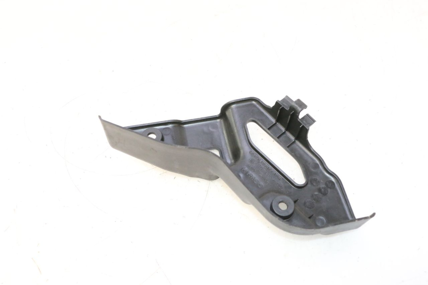 photo de CACHE CHASSIS LATERAL DROIT KYMCO MXU R 250 (2004 - 2010) - Détail de la pièce