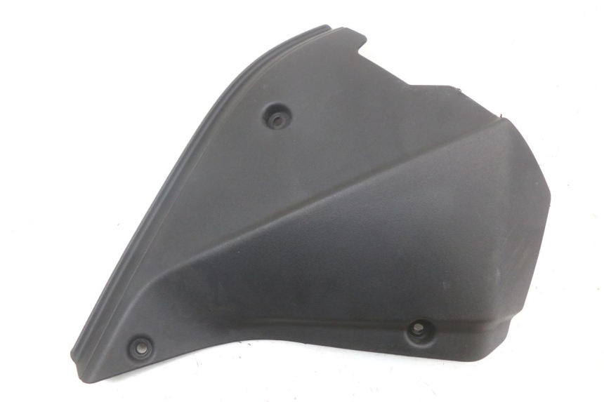 photo de CACHE CHASSIS LATERAL DROIT MOTO GUZZI NORGE 8V GT 1200 (2011 - 2016) - Vue principale