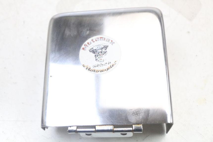 photo de CACHE CHASSIS LATERAL DROIT REGAL RAPTOR SPYDER 125 (2010 - 2018) - Détail de la pièce